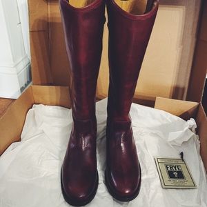 Frye Melissa Button Boot in Bordeaux 6M
